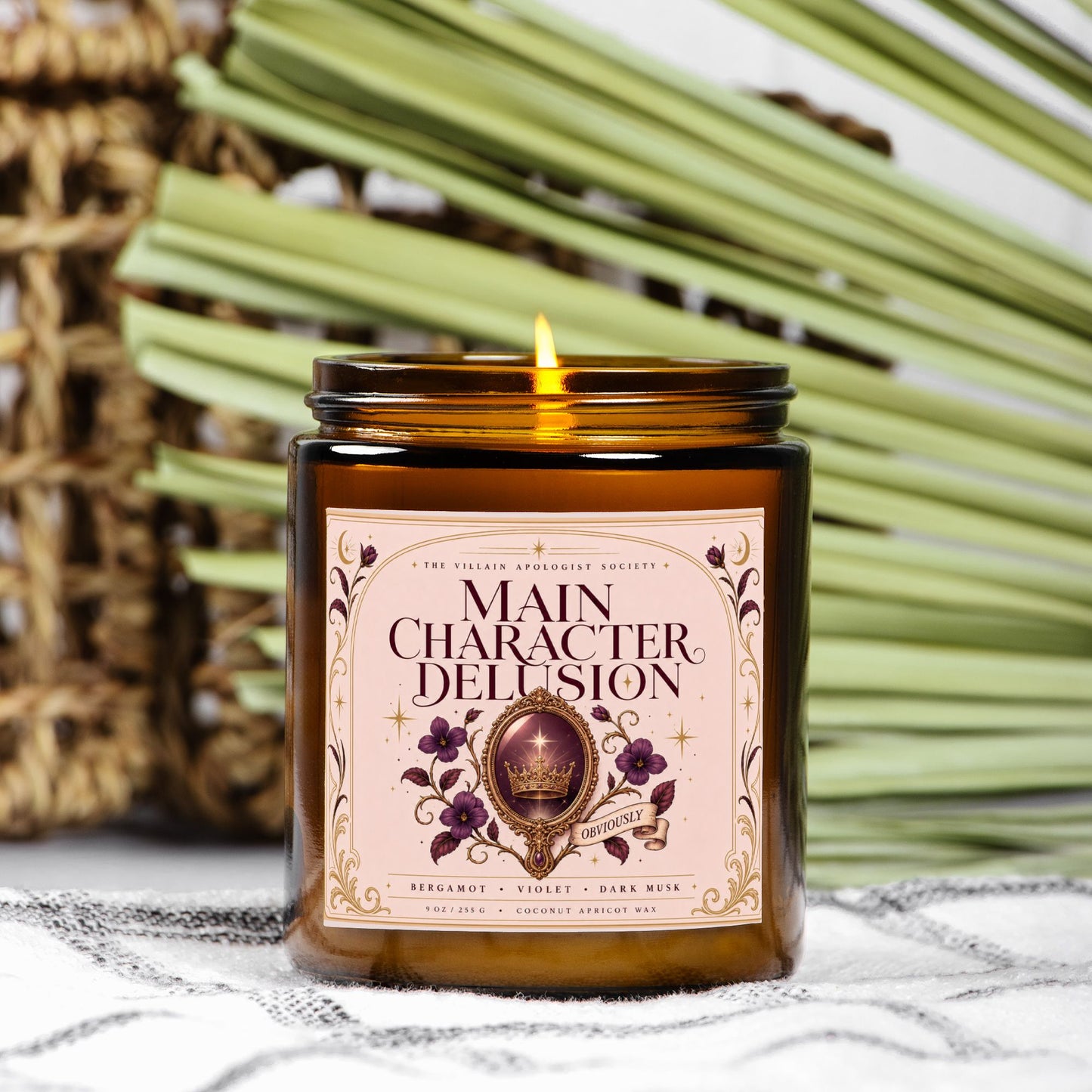 Romantasy Candle for Book Lovers, Main Character Delusion, Bergamot Violet Dark Musk Scented Candle
