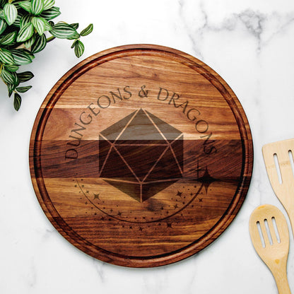 Gaming Charcuterie d20 Decorative Board, DND Platter Gift, D&D d20 Engraved Board, Wooden DND Platter, dnd Cutting Board